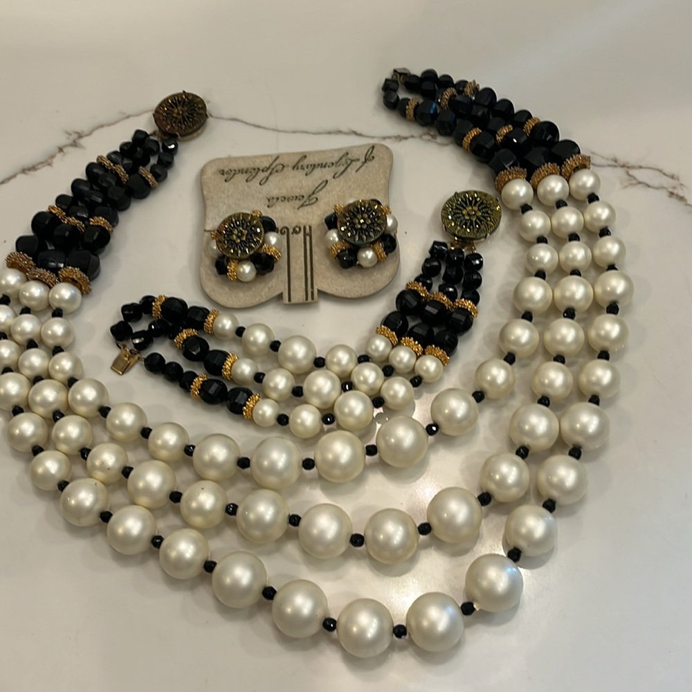 Hobe Designer 3 Piece Set from the 1950 Beautiful Vintage Fashion History.